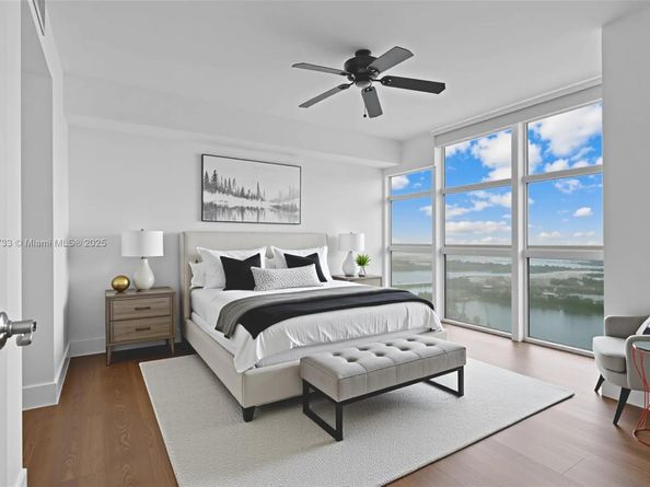 50 Biscayne Blvd 4008, Miami FL 33132