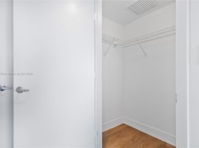 50 Biscayne Blvd 4008, Miami FL 33132