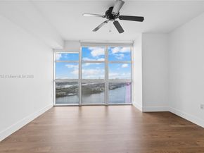 50 Biscayne Blvd 4008, Miami FL 33132