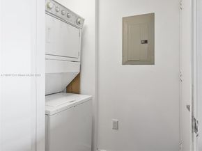 50 Biscayne Blvd 4008, Miami FL 33132