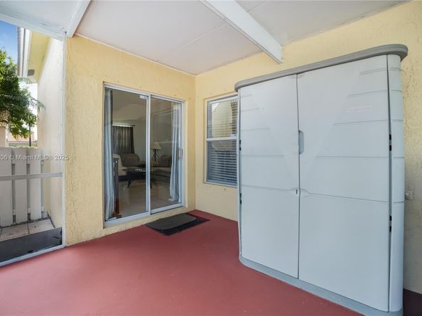 1249 NW 126th Ter, Sunrise FL 33323