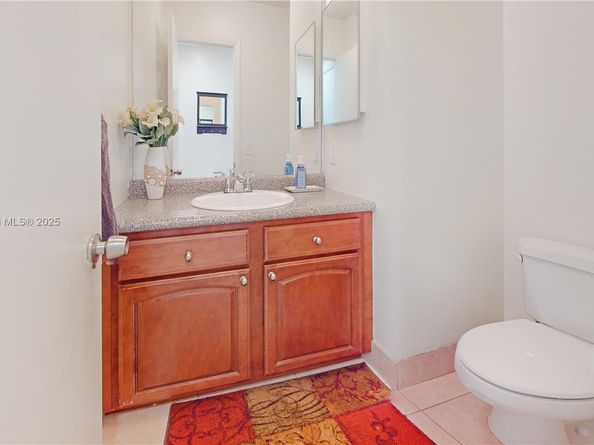 1249 NW 126th Ter, Sunrise FL 33323