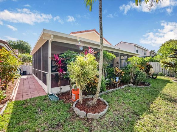 1249 NW 126th Ter, Sunrise FL 33323