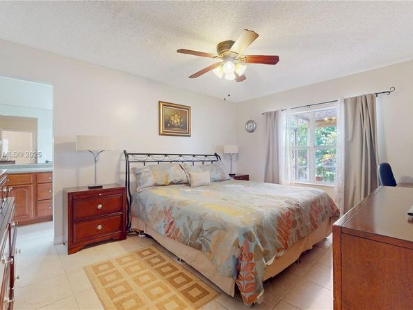 1249 NW 126th Ter, Sunrise FL 33323