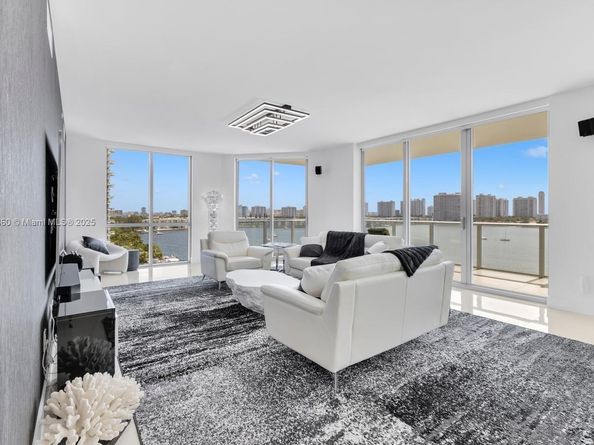 17111 SE Biscayne Blvd 909, North Miami Beach FL 33160