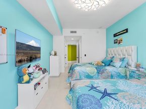 17111 SE Biscayne Blvd 909, North Miami Beach FL 33160