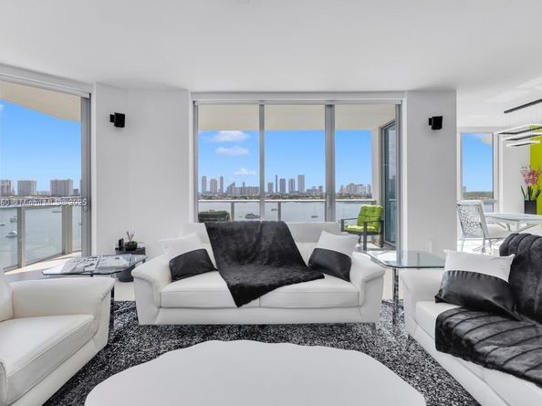 17111 SE Biscayne Blvd 909, North Miami Beach FL 33160