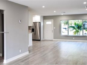 1881 NW 5th Ter, Pompano Beach FL 33060