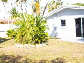 1881 NW 5th Ter, Pompano Beach FL 33060