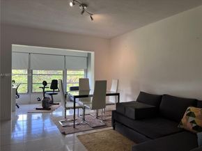 300 NE 20th St 406, Boca Raton FL 33431