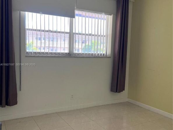 300 NE 20th St 406, Boca Raton FL 33431