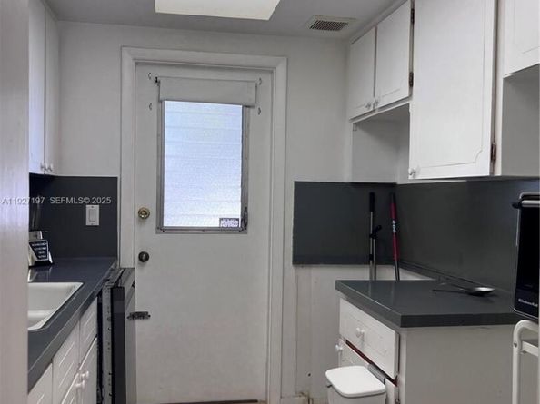 300 NE 20th St 406, Boca Raton FL 33431