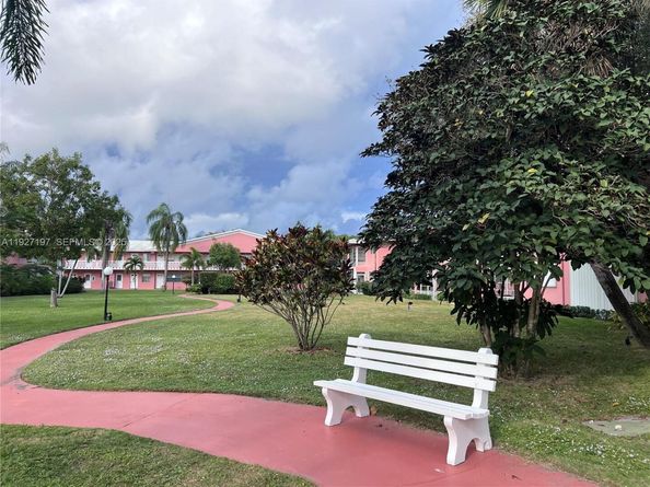 300 NE 20th St 406, Boca Raton FL 33431