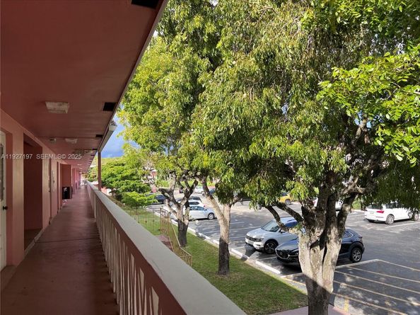 300 NE 20th St 406, Boca Raton FL 33431