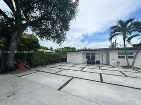 6105 Funston St, Hollywood FL 33023