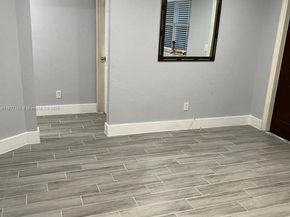 6105 Funston St, Hollywood FL 33023