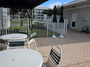 6073 Balboa Cir 204, Boca Raton FL 33433