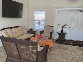 6073 Balboa Cir 204, Boca Raton FL 33433