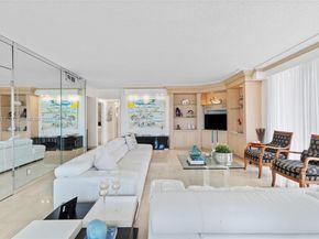 19667 Turnberry Way 3D, Aventura FL 33180