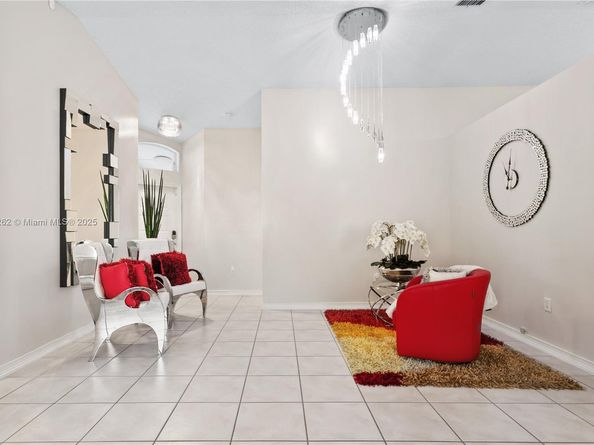 19020 NW 54th Ave, Miami Gardens FL 33055