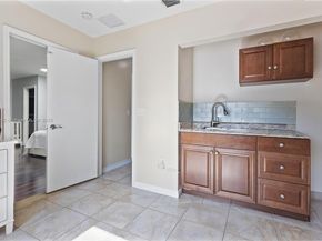 19020 NW 54th Ave, Miami Gardens FL 33055