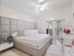19020 NW 54th Ave, Miami Gardens FL 33055