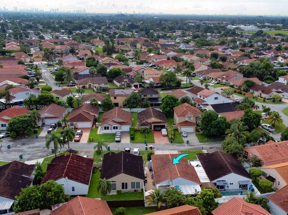19020 NW 54th Ave, Miami Gardens FL 33055