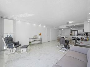 4101 Pine Tree Dr 919, Miami Beach FL 33140