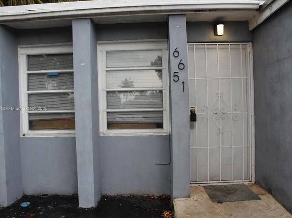 Undisclosed Address #A11840213, Hollywood FL 33024