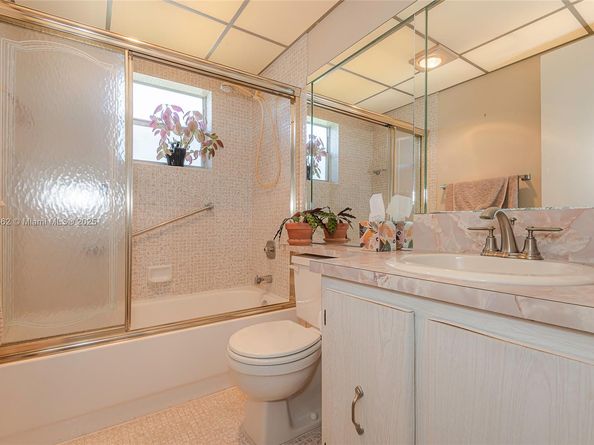 576 Burgundy L 576, Delray Beach FL 33484