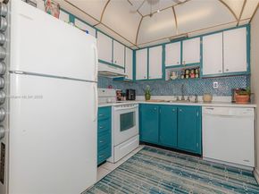 576 Burgundy L 576, Delray Beach FL 33484