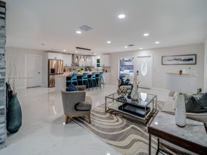 5820 SW 17th St, Plantation FL 33317