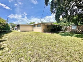 845 NE 127th St, North Miami FL 33161