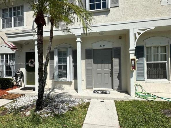 3145 SW 50th St 3145, Dania Beach FL 33312