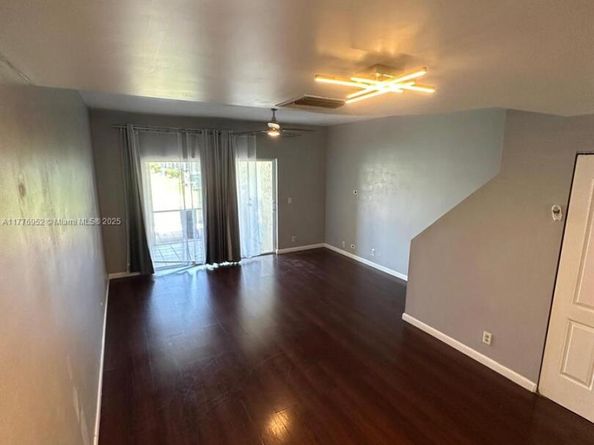 3145 SW 50th St 3145, Dania Beach FL 33312