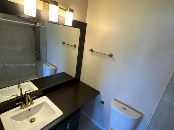 3145 SW 50th St 3145, Dania Beach FL 33312