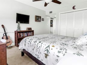 16400 Golf Club Rd 111, Weston FL 33326