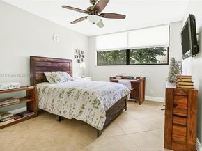 16400 Golf Club Rd 111, Weston FL 33326