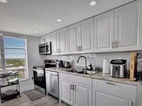 4174 Inverrary Dr 914, Lauderhill FL 33319