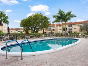 8861 Sunrise Lakes Blvd 106, Sunrise FL 33322