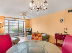 8861 Sunrise Lakes Blvd 106, Sunrise FL 33322