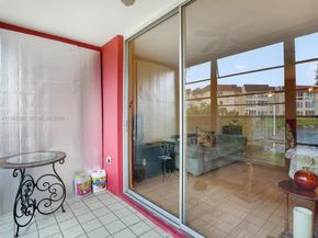 8861 Sunrise Lakes Blvd 106, Sunrise FL 33322