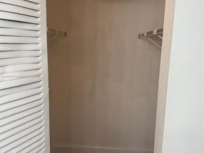 731 N Pine Island Rd 306, Plantation FL 33324