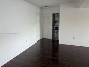 731 N Pine Island Rd 306, Plantation FL 33324