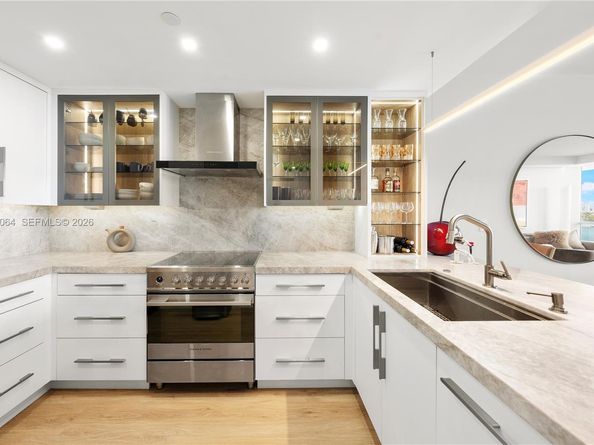 540 West Ave 911, Miami Beach FL 33139