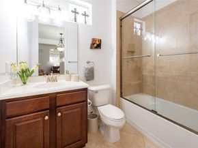 3301 NW 125th Ave, Sunrise FL 33323