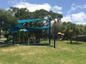 701 NE 67th St, Miami FL 33138