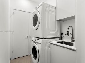6800 Indian Creek Dr PH2, Miami Beach FL 33141