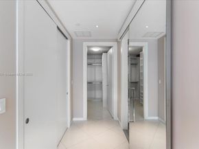 200 Biscayne Boulevard Way 4804, Miami FL 33131