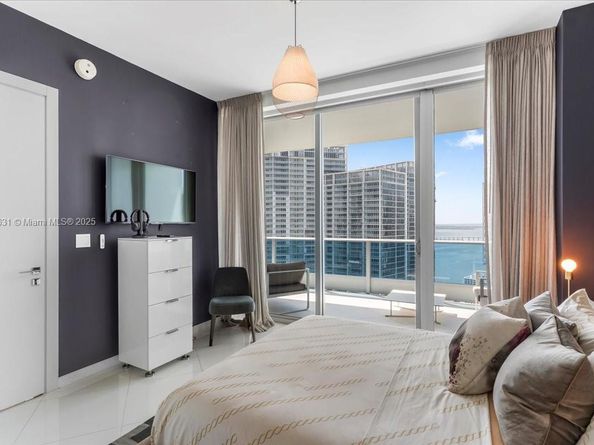 200 Biscayne Boulevard Way 4804, Miami FL 33131